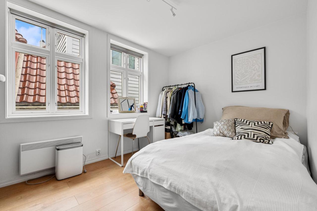 Behind Bryggen - Renovated - Budget Friendly Bergen Bagian luar foto