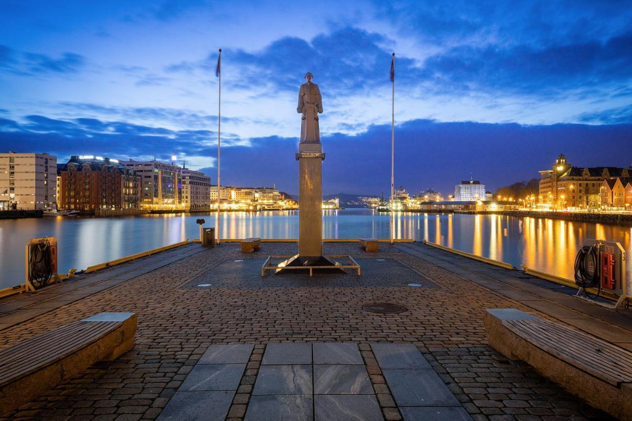 Behind Bryggen - Renovated - Budget Friendly Bergen Bagian luar foto